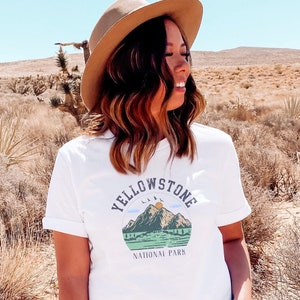 Yellowstone National Park T-shirt, Yellowstone shirt, Vintage Style Camping Shirt, Outdoorsy Nature Shirt, Retro Wyoming Montana Tee