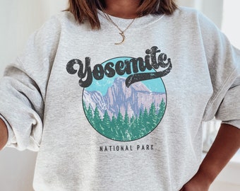 Retro Yosemite National Park Sweatshirt, Vintage California Crewneck