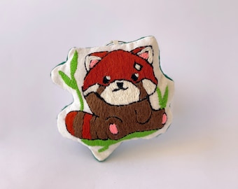 Porte-clés d’ornement de panda rouge fabriqué à la main brodé à la main