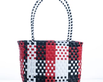 Sac en plastique à carreaux rouges, blancs et noirs, Sac en plastique recyclé tissé à la main, Sac à main tissé à la main