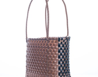 Sac en plastique fourre-tout à carreaux or et noir, sac en plastique recyclé tissé à la main, sac à main tissé à la main