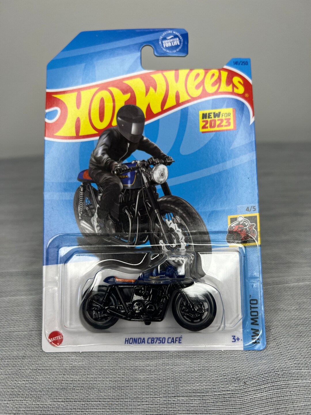 Hot Wheels 2025 Case P - Honda CB750 Cafe Moto En édition Limitée, Bleu, 1:64, Neuve Avec Protecteur