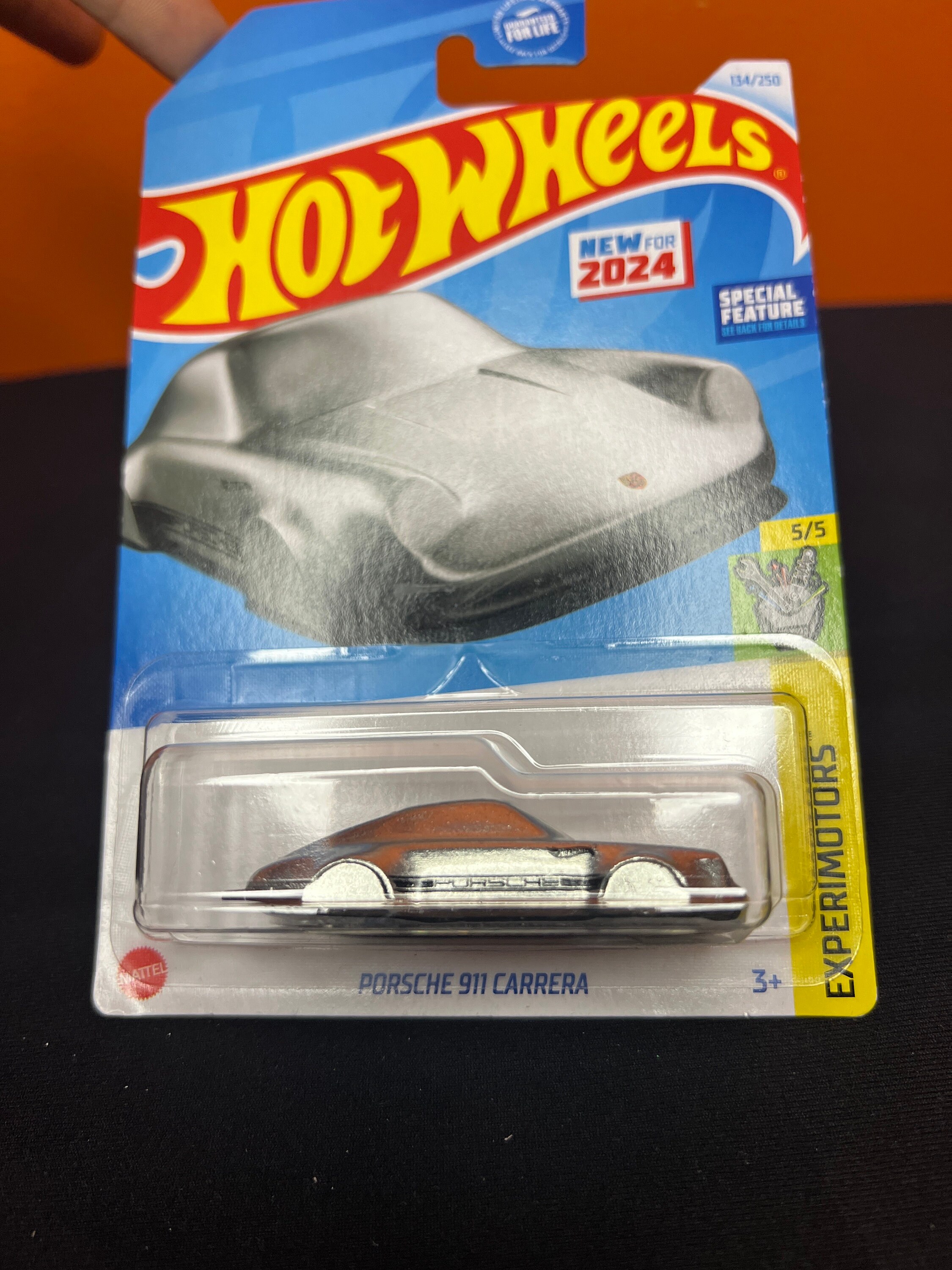 Hot Wheels Porsche 911 Carrera 134/250 HW Experimotors 5/5