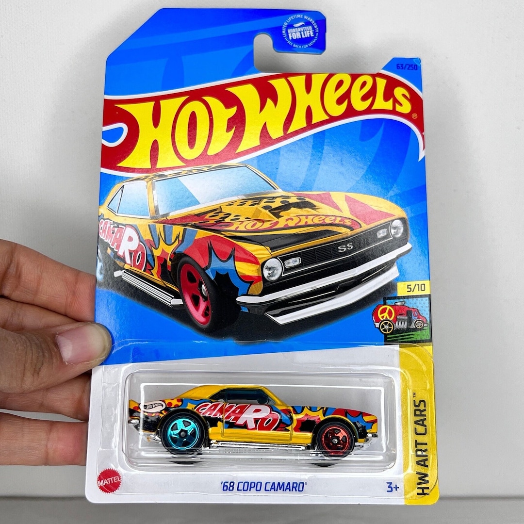 ミニカー HotWheels '68 COPO CAMARO Amazon.com: Hot Wheels '68 Copo Camaro, Muscle Mania 6/10 [Black