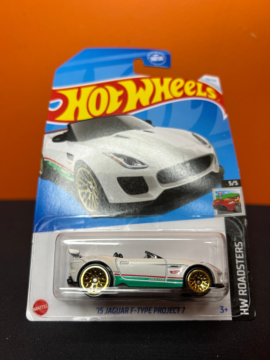 絶版品Hot Wheels ‘15 JAGUAR F-TYPE PROJECT7 Amazon.com: Matchbox Hot Wheels '15 Jaguar F-Type Project 7, HW