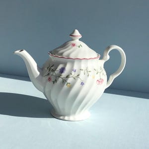 Johnson Brothers Summer Chintz Teapot