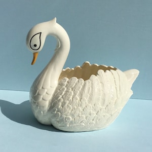 Ceramic Swan Centrepiece/Planter