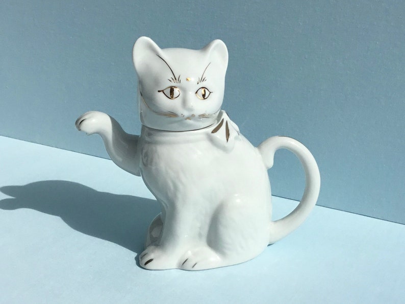 Novelty Cat Teapot image 1