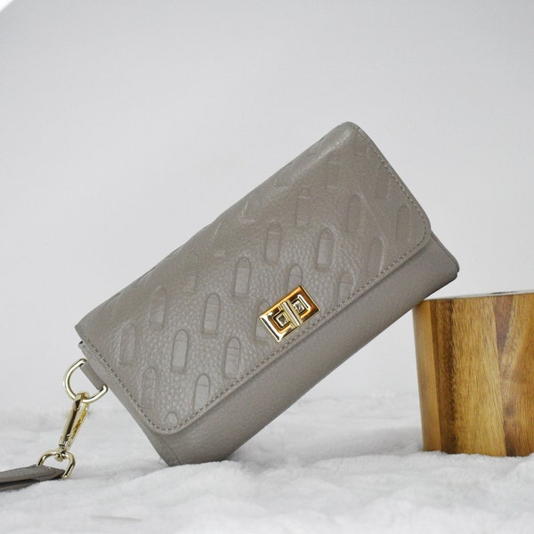 9mm taupe-grey, Rahab Wristlet