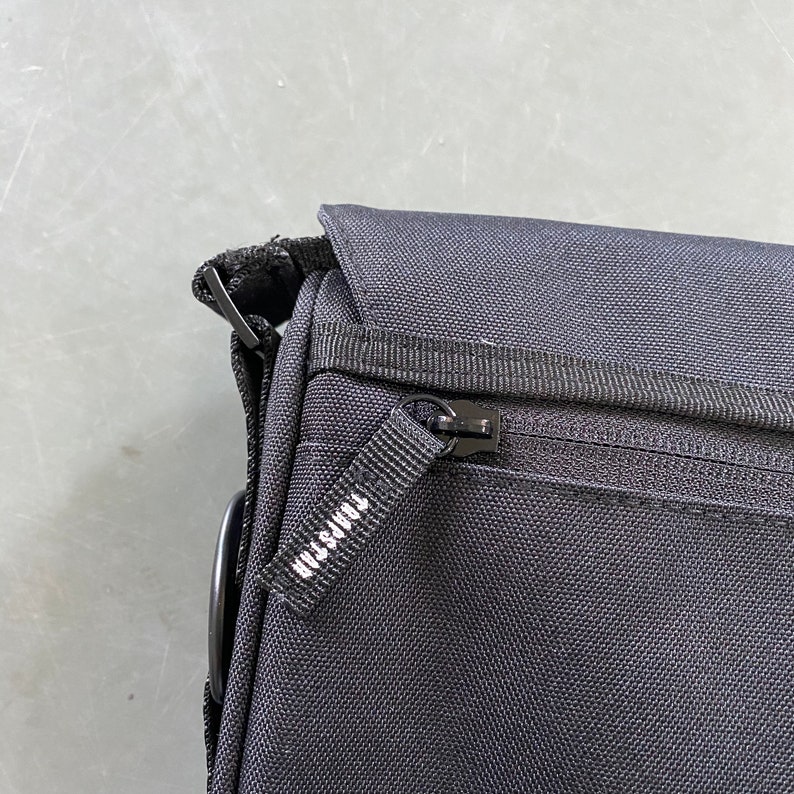 TRAPSTAR Irongate T Crossbody Bag 2.0 Etsy UK