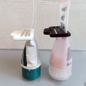 TUBE Quetscher für Zahnpasta, Creme, Salben in Tuben, Einfach zu bedienen, Praktischer Tubenquetscher, Badezimmer Werkzeug. Schlauch in mehreren Größen.