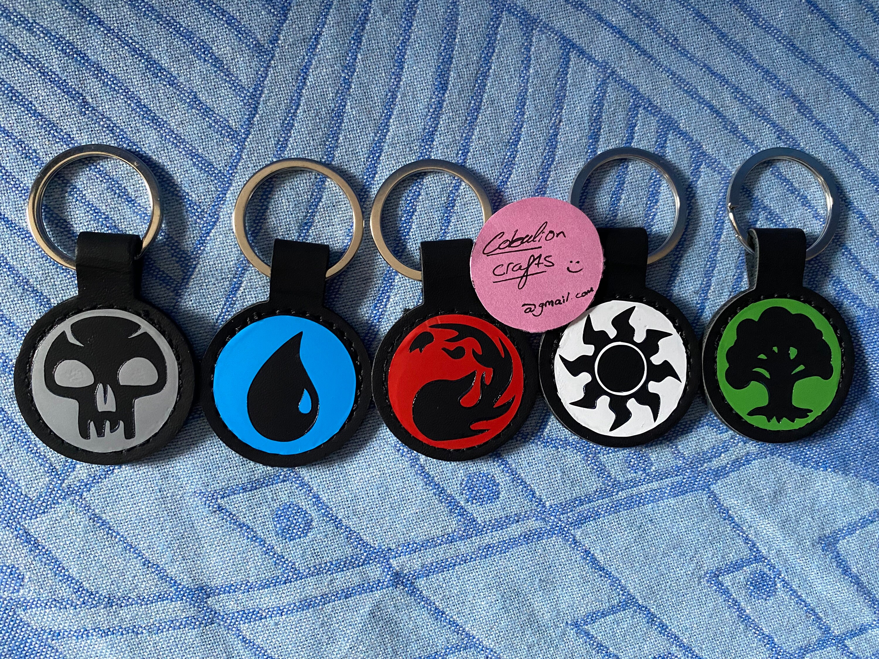 Magic Keys Keychains MTG Magic the Gathering Mana Keychains Swamp Forest Plains Island ...