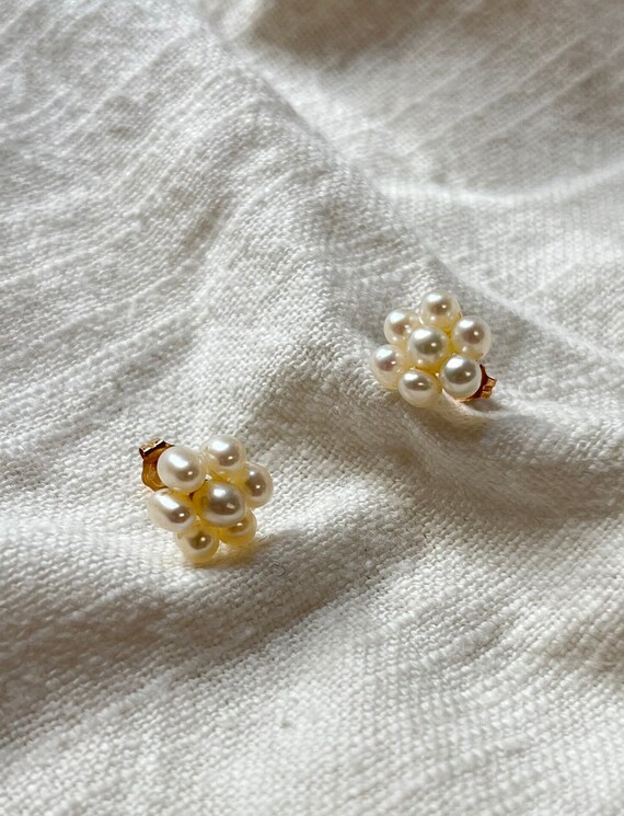 14-Karat Gold - Pearl Floral Button Earring - 199… - image 6
