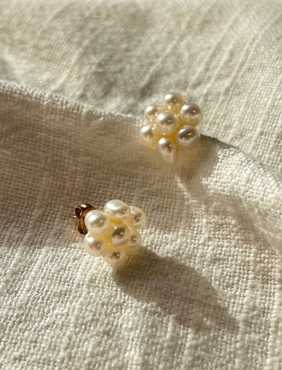 14-Karat Gold - Pearl Floral Button Earring - 199… - image 2