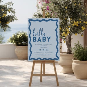Tabliczka powitalna na baby shower w kolorze brudnego błękitu w stylu retro: falista dekoracja obramowania (edytowalny szablon Canva, natychmiastowe pobranie)