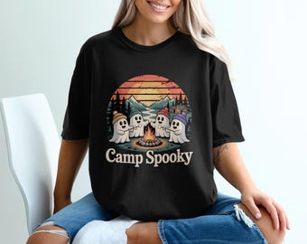 Maglietta Camp Spooky: maglietta da campeggio di Halloween con falò fantasma