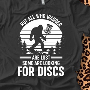 Not All Who Wander Are Lost, folf tshirt, frisbee golf, folf golf, disc golf, Short Sleeve Tee