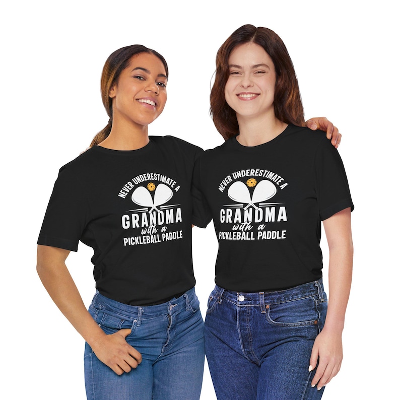 Pickleball Tee, Grandma Gift, Sport Shirt, Family Fun Apparel, 5 Colors Available afbeelding 4