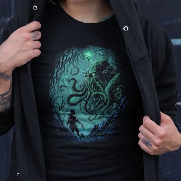 Cthulhu mythos inspired artwork shirt, HP Lovecraft tshirt, cosmic terror tshirt, horror literature