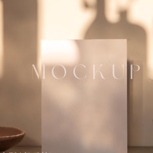 13x18cm Kartenmockup für Hochzeitseinladungen und Grußkarten, minimalistische weiße Karte, Hochzeitspapeterie, Partyeinladungsvorlage