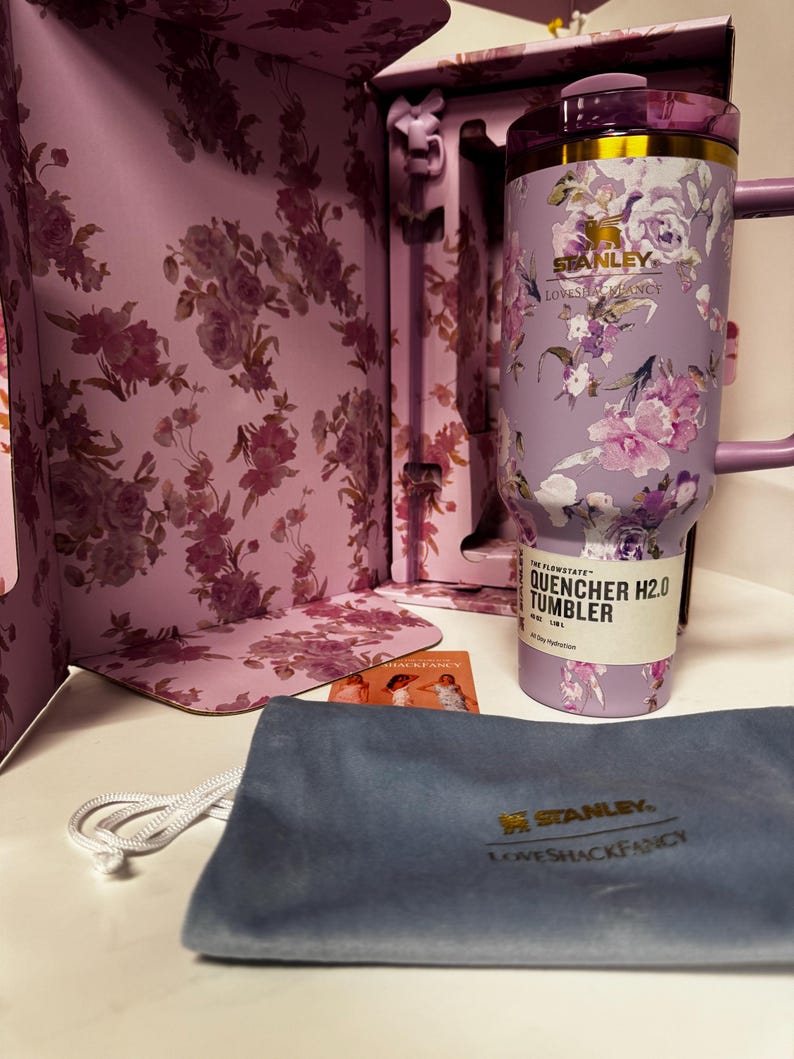 Stanley x LoveShackFancy FlowState Quencher H2.0 40oz Lavender Floral Tumbler Limited Edition New in Box image 2