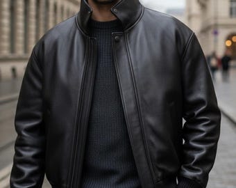 Handgjord herrbomberjacka i svart läder – Bikerjacka i vintagestil i äkta fårskinn – Lyxiga ytterkläder i mjukt läder – Unik present till honom