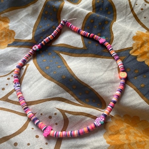 Pride necklace lesbian