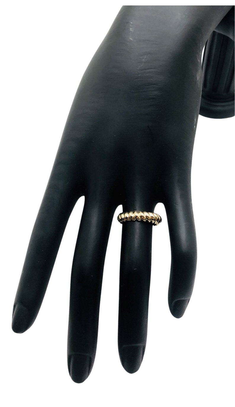 Wedding Ring Swirl Design Ring Promise Ring Unisex Ring Male Female