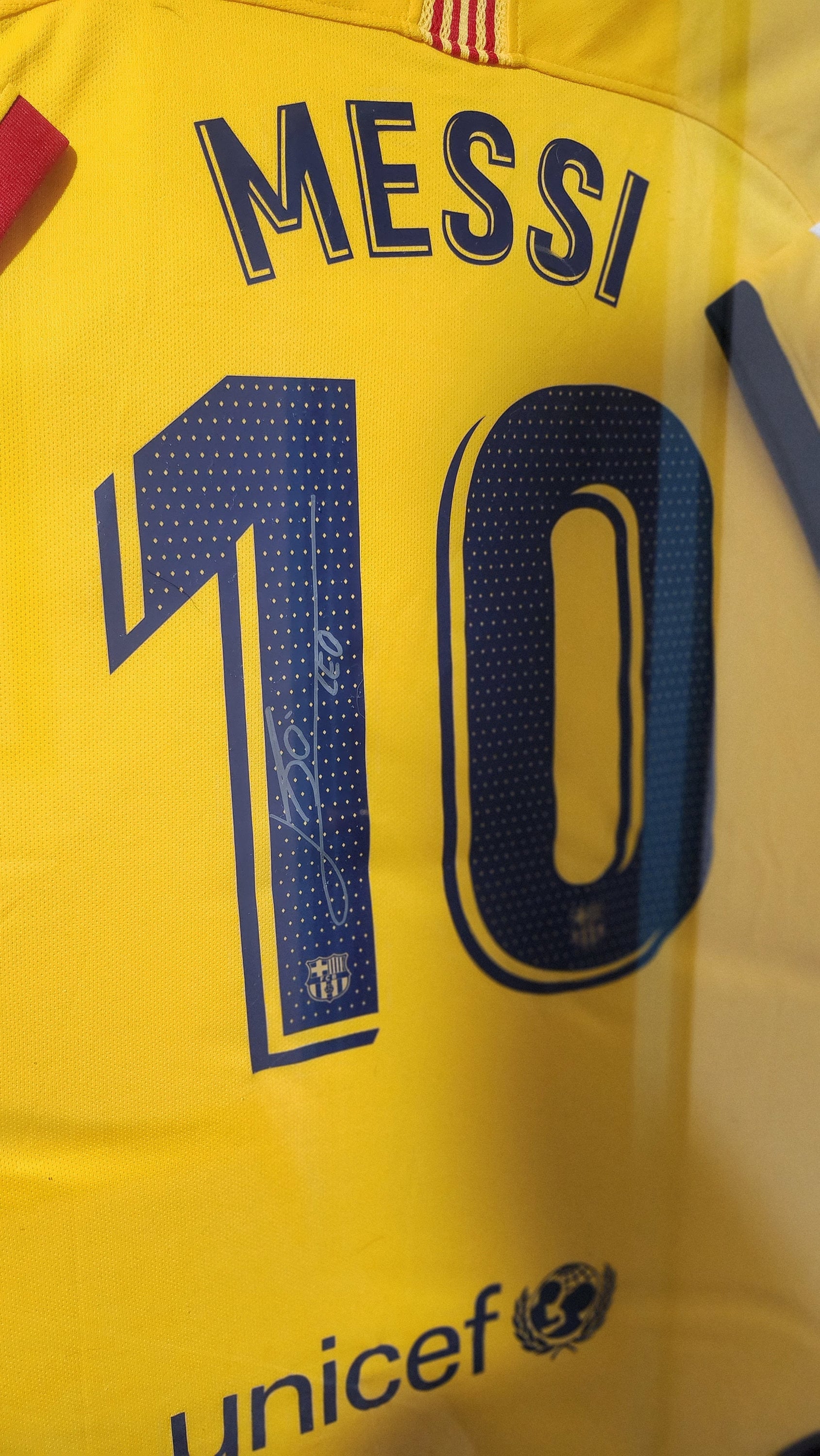 Lionel Messi Autographed Barcelona Jersey - Etsy