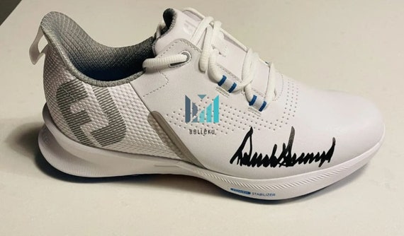 President Donald Trump Signed Golf Shoe With PSA  display picture 3