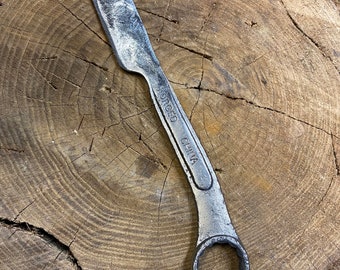 Handgeschmiedetes Schraubenschlüssel-Messer