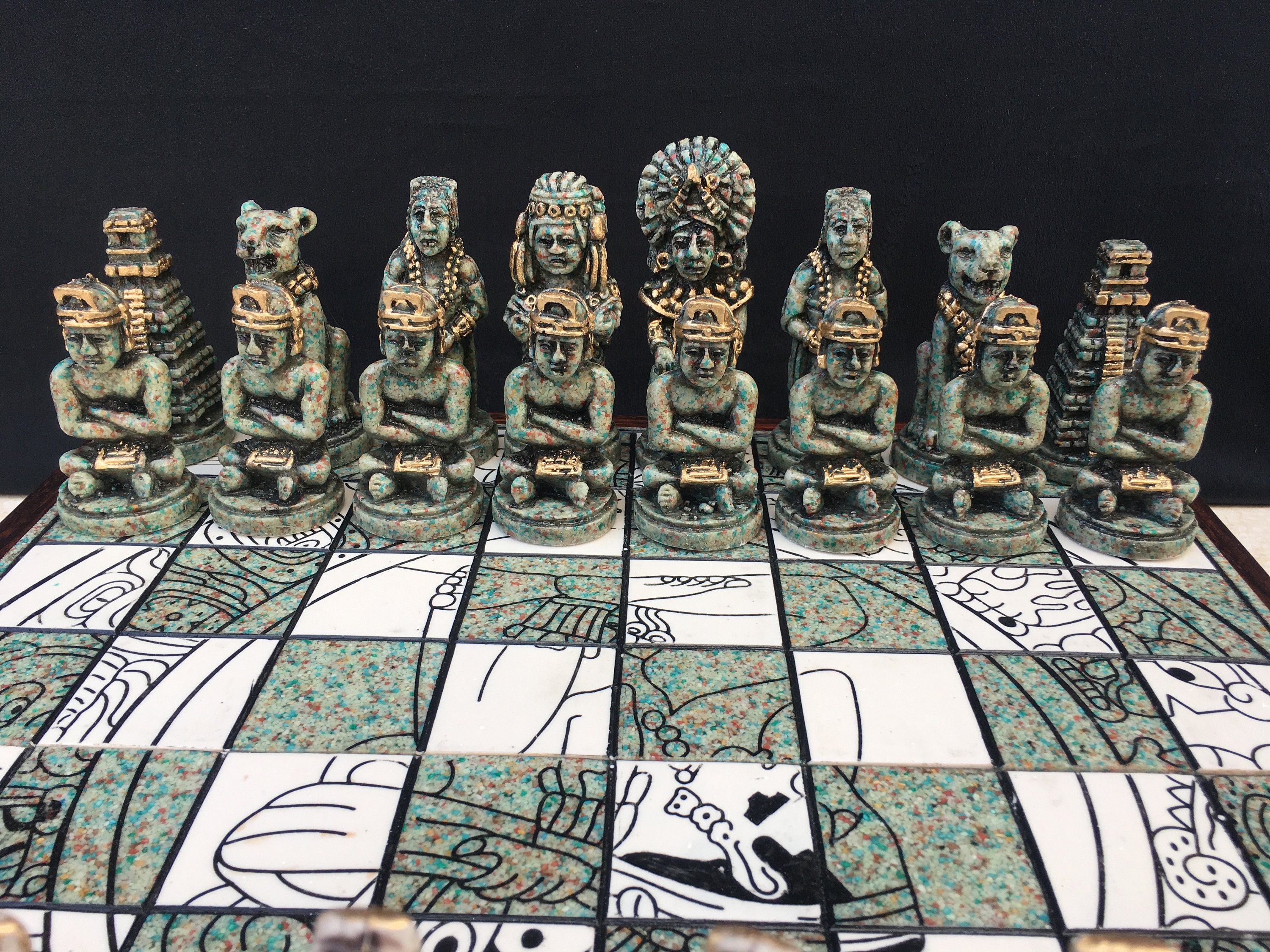 boardgames #gamenight #tabletop #mayan #mexico #chess This video is S