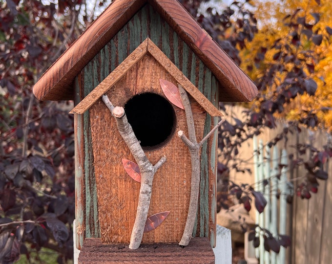 Birdhouses Beautifully constructed, hand crafted, hand painted. uniquely designed. Backyard. Mothers Day great gift for a loved one. try us.