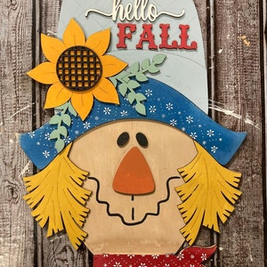 Scarecrow Door Hanger | Rustic Fall Decor | Harvest Season Front Door Decoration | Farmhouse Style Scarecrow | Seasonal Welcome Sign