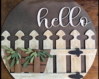 Interchangeable Fence Door Hanger – Customizable Seasonal or Holiday Decoration – Wooden Sign with Removable Inserts – Rustic Porch Decor