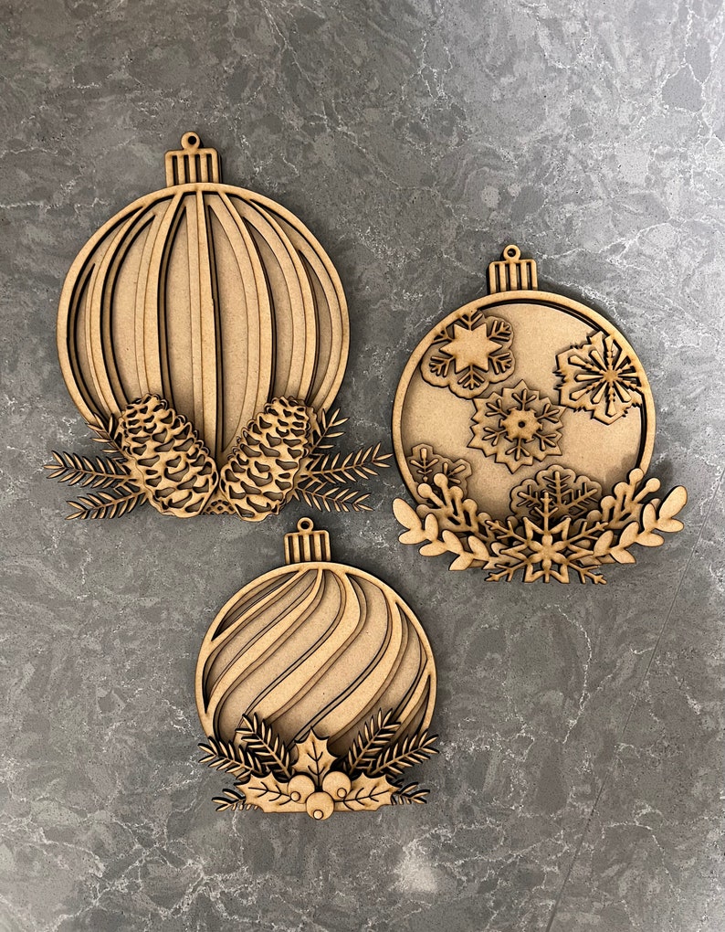 Ornament Shelf Sitter, Handcrafted Festive Holiday Decor, Wooden