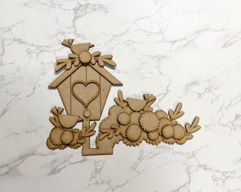 Rustic Birdhouse Fence Door Hanger Insert – Customizable Wooden Sign