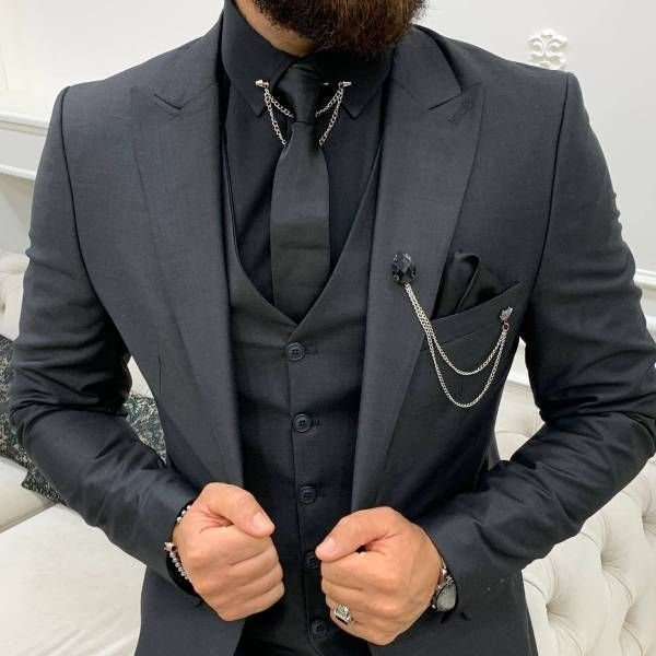 Black suit for men , mens suits , weeding & Partywear suit for men , dinner suit for men , Royale black suit with free accesories ,fast ship