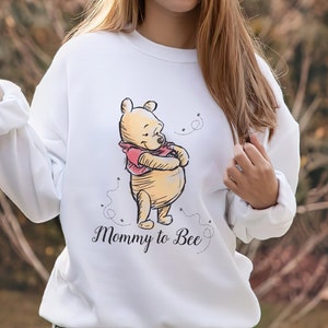 Mommy To Be Shirt, Disney Lover Sweatshirt, Happy Mommy Winnie The Pooh Sweatshirt, Happy Bear T-Shirt, Pregnancy Winnie The Pooh Gift Tee