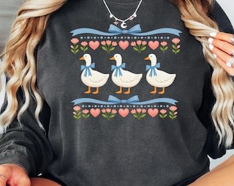 Comfort Colors® Vintage 80s Goose Shirt, Funny Blue Ribbon Goose Tee, Retro Goose Graphic Shirt, Floral Goose Graphic Tee, Cottagecore Gift