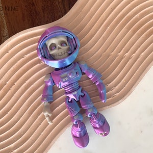 Flexi Articulated Skeleton Astronaut, Articulated Flexible Skeleton, Office Desk Decoration, Holiday Gift, Halloween Decoration
