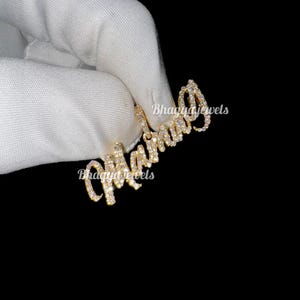 Collar con colgante pequeño de diamantes de hip hop con letras y nombre de mujer completamente helado, colgante personalizado de oro amarillo de 10 quilates, regalos de San Valentín para él y para ella