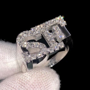 Anillo de diamantes con logotipo de nombre personalizado, anillo de letras de hip hop para hombres de rapero, anillo de fiesta de campeonato de plata VVS Moissanite 925 Iced out