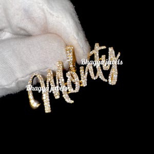 Colgante de diamantes naturales de oro macizo de 10 quilates, colgante de letras de diamantes de oro macizo, colgante con nombre personalizado para ella, regalo de graduación para ella
