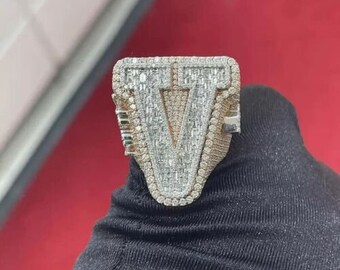 Baguette personalizado y anillo de letra de corte redondo / Letras iniciales Nombre helado Anillo de diseñador de hip hop / Anillo personalizado de diamante VVS Moissanite