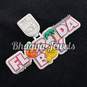 Colgante personalizado con diseño de chico de Florida con diamantes de moissanita y brillo nocturno, collar con letras de hip hop, colgante de esmalte hecho a mano personalizado