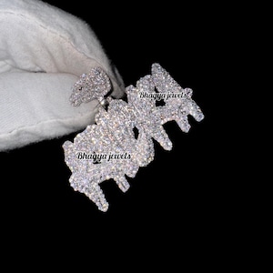 Colgante de rapero con diamantes de moissanita VVS para hombre, estilo hip hop, en plata de ley 925, con busto brillante y detalle de diamantes, personalizado con nombre, regalo para ella y él.