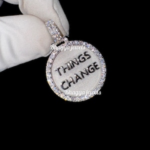 Colgante con inicial de diamante de moissanita de talla redonda, colgante de moissanita personalizado en plata 925, colgante personalizado, regalos de San Valentín para hombres