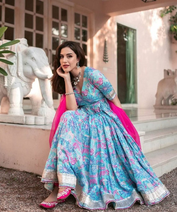 Anarkali flared hotsell kurti