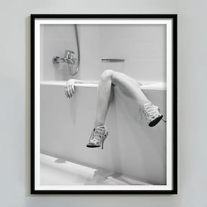 Woman in Bathtub Art, Black And White, Bathtub Print, Feminist Poster, High Heels Poster, Girl Bathroom Wall Art, Digital Download, Fashion